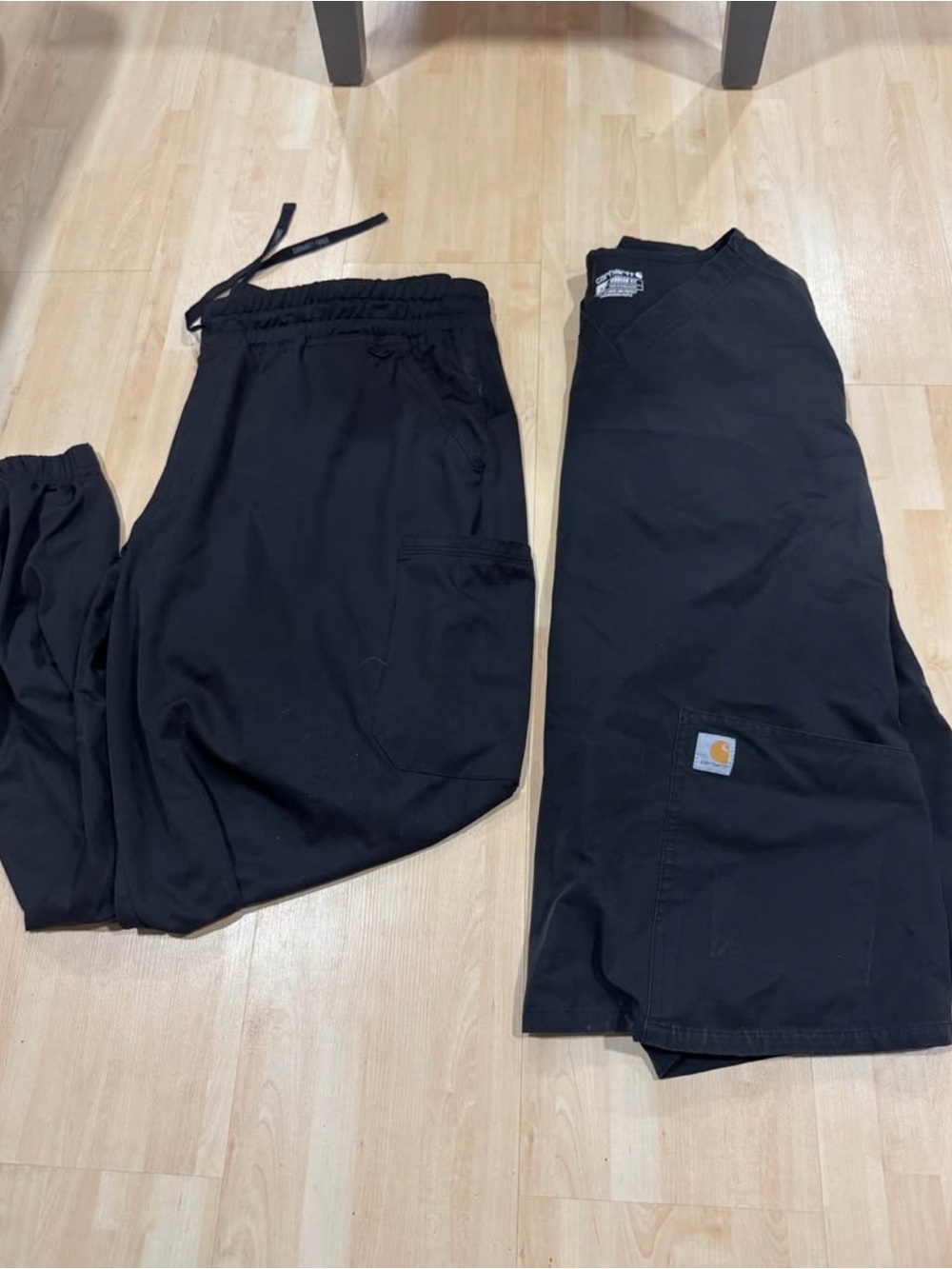 Carhartt black scrubs